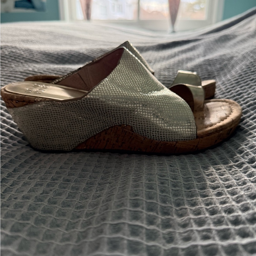 Donald Pliner Gold Cork Wedge Sandal Size 10